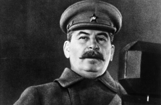 „Ám Sztálin beszédének kétségtelenül az volt a legfontosabb része, hogy honvédő háborút hirdetett a haza védelmében” #moszkvater