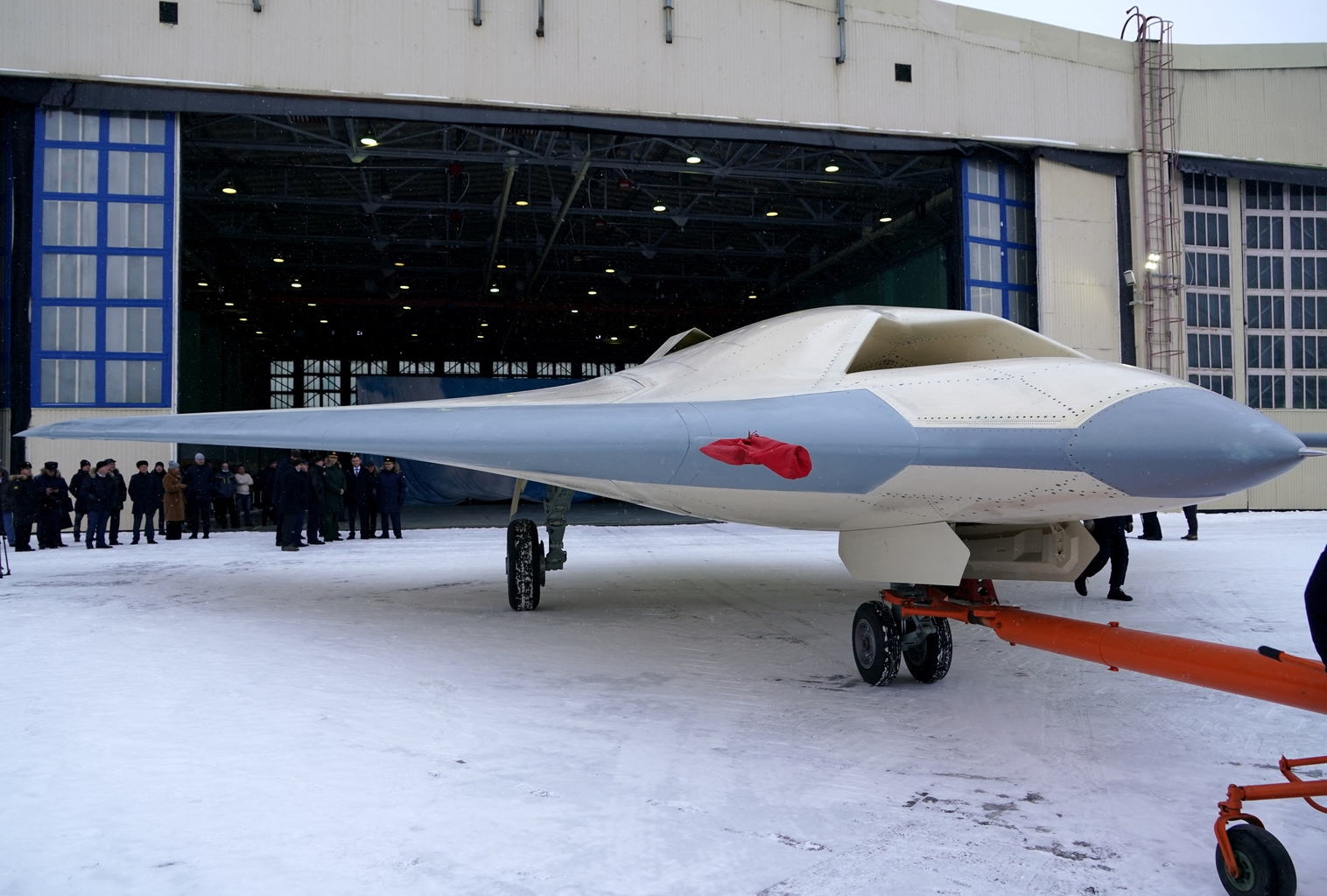 Az első repképes S-70 Ohotnyik vadászgép bemutatója Novoszibirszkben 2021. december 14-én #moszkvater
