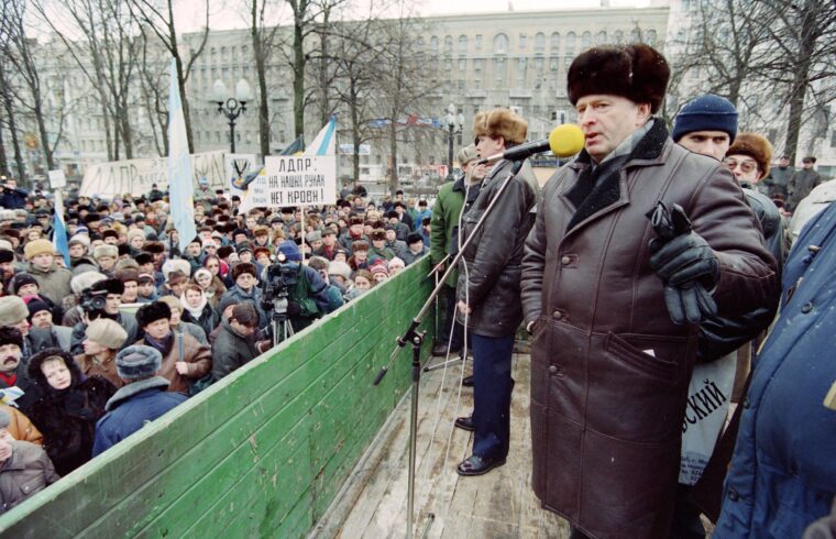 Vlagyimir Zsirinovszkij az 1995-ös parlamenti választás kampányában #moszkvater