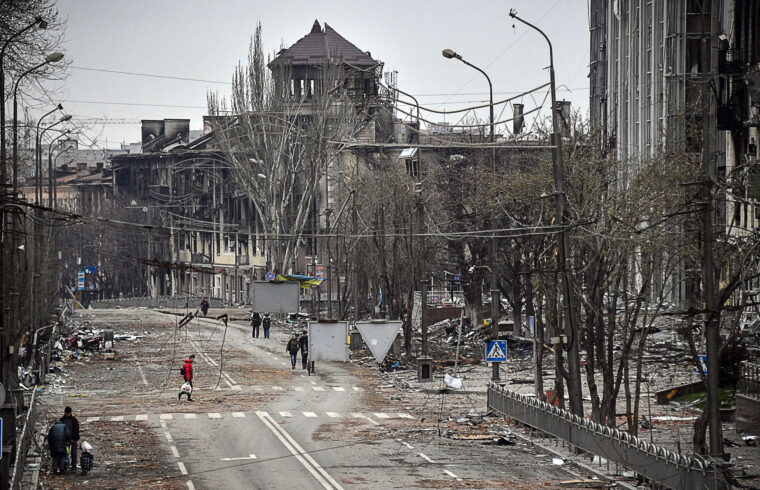 „A szépnek nem mondható, viszont ipari és stratégiai szempontból annál fontosabb iparváros mára romokban hever” #moszkvater