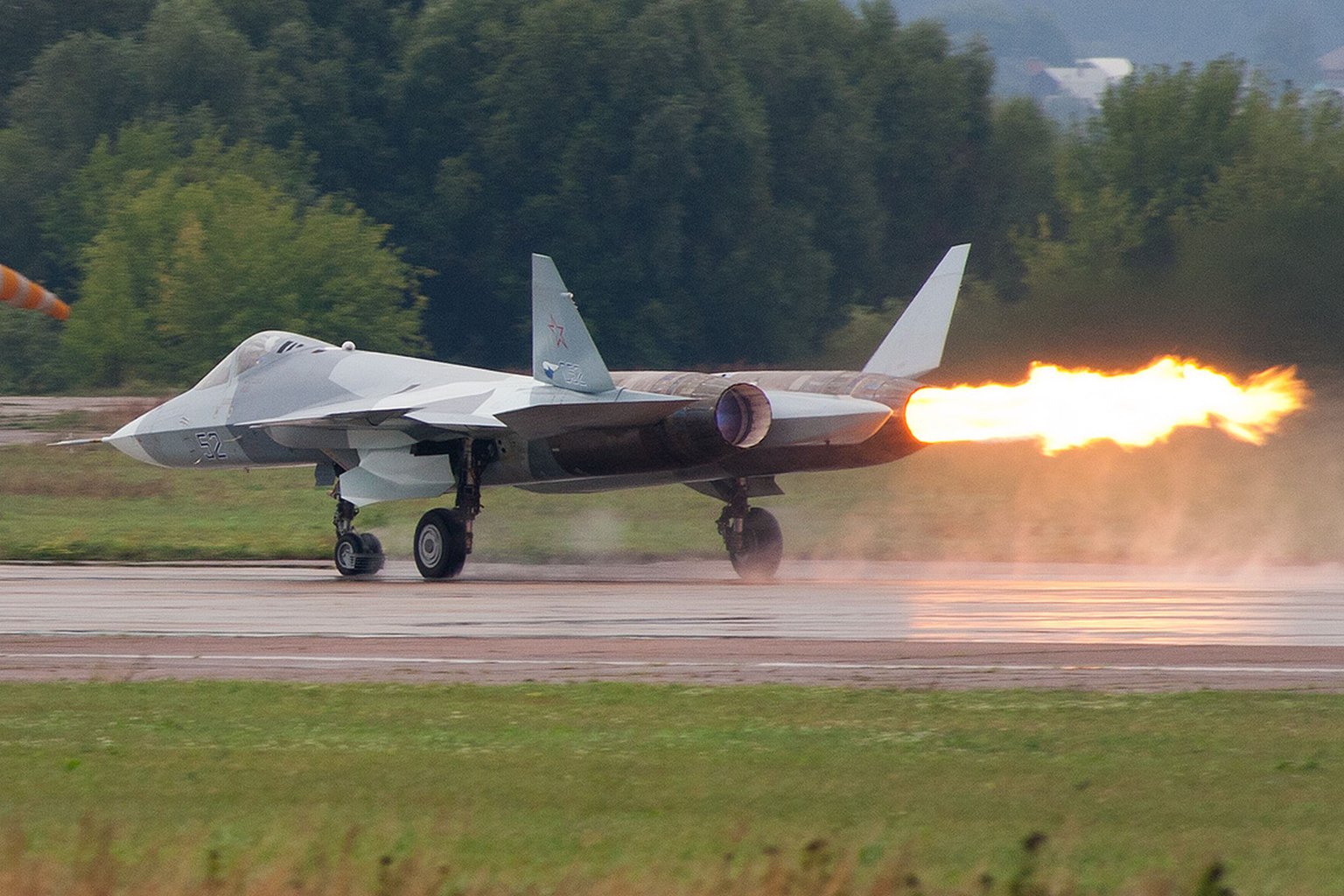 Orosz bombázót lőttek le az ukránok? 8 A 2011-es moszkvai MAKSz repülőipari kiállítás során pompázst kapott Szu-57 prototípus #moszkvater