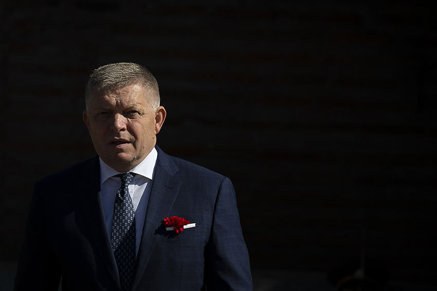 Fico elkerülné a háborút Oroszországgal